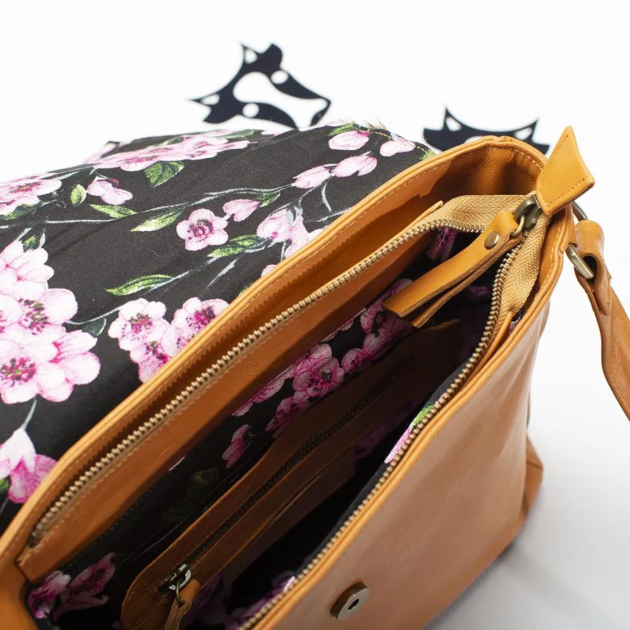 Box Ring Cowhide Satchel