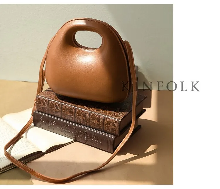 Christmas Gift Cross Body Bag Woman Egg Shape Fashion Small Round Shoulder Bags Student Creative Purses and Handbags Luxury Special Clutch Bag