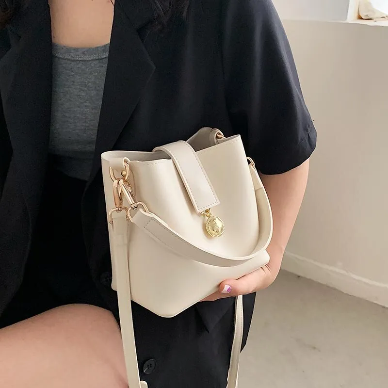Christmas Gift Mini PU Leather Bucket Crossbody Bags For Women 2021 Fashion Branded Trendy Shoulder Handbags And Purses Solid Color