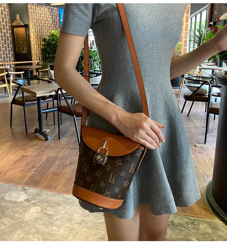 Christmas Gift Women's bag 2021 new luxury leather second generation bucket bag fashion diagonal bag printed shoulder bag all-match small bag