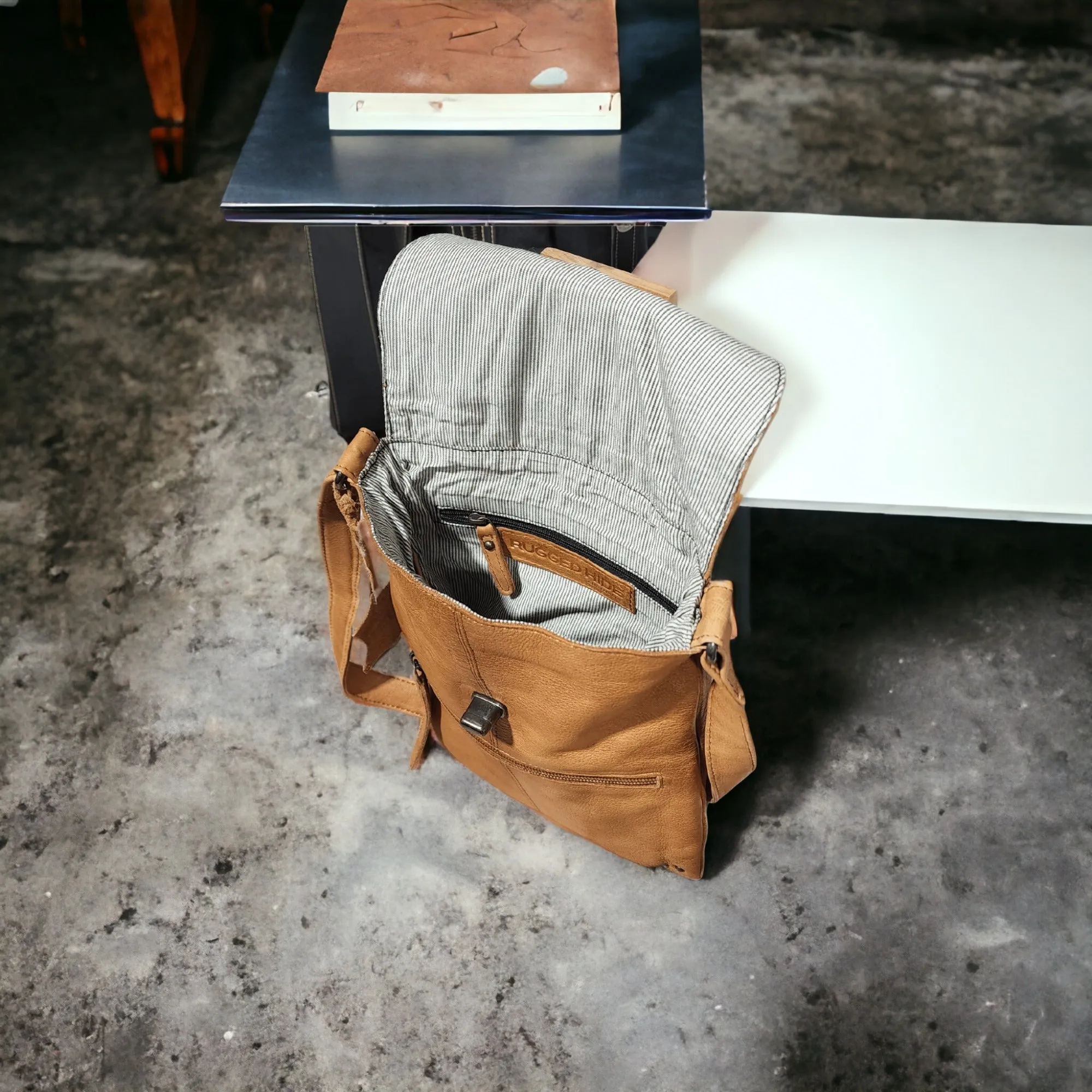 Crossbody | Latte | Tayla