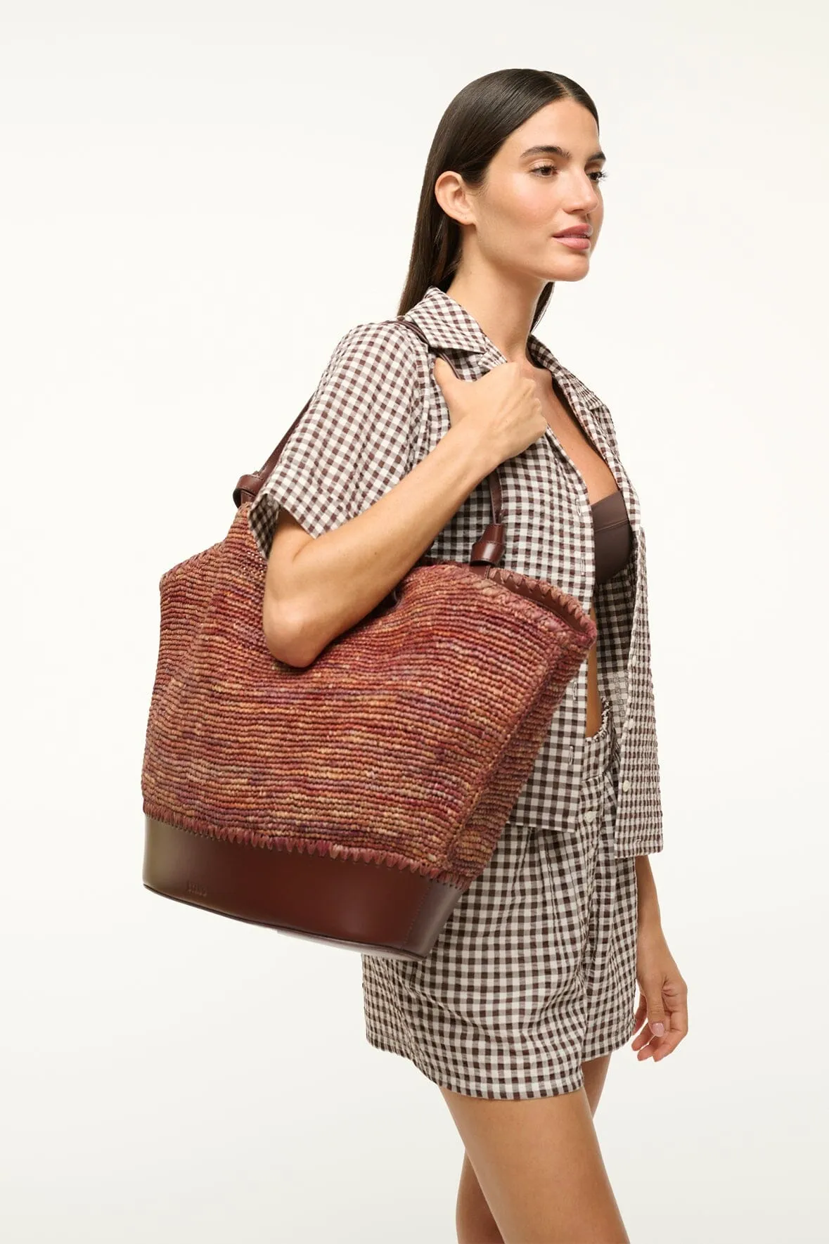 SQUILLO RAFFIA TOTE | MAHOGANY