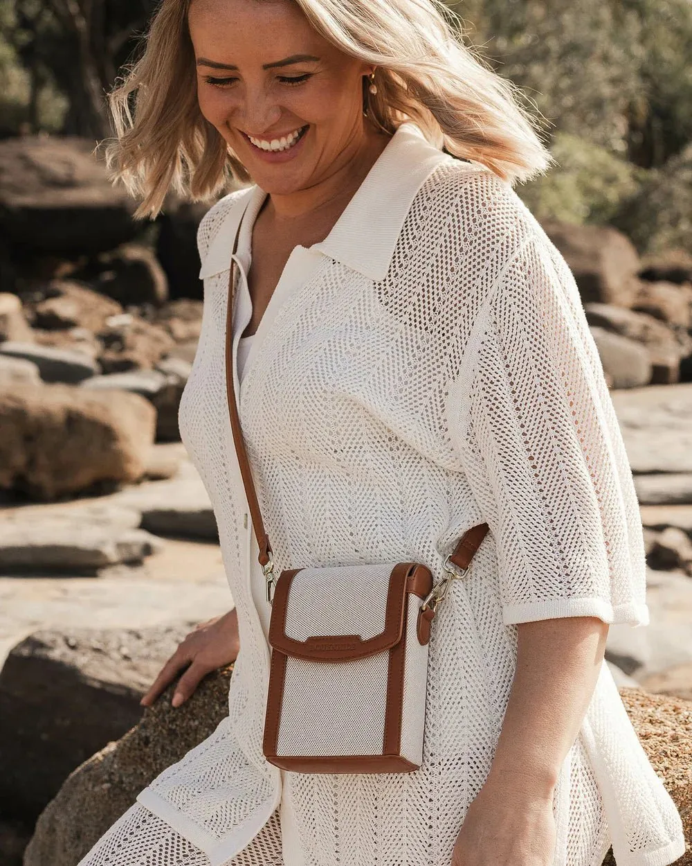 YOKO CANVAS PHONE BAG TAN